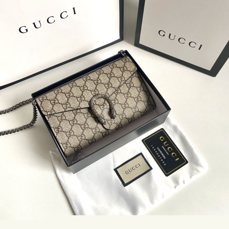 G*u*i wallets & purse